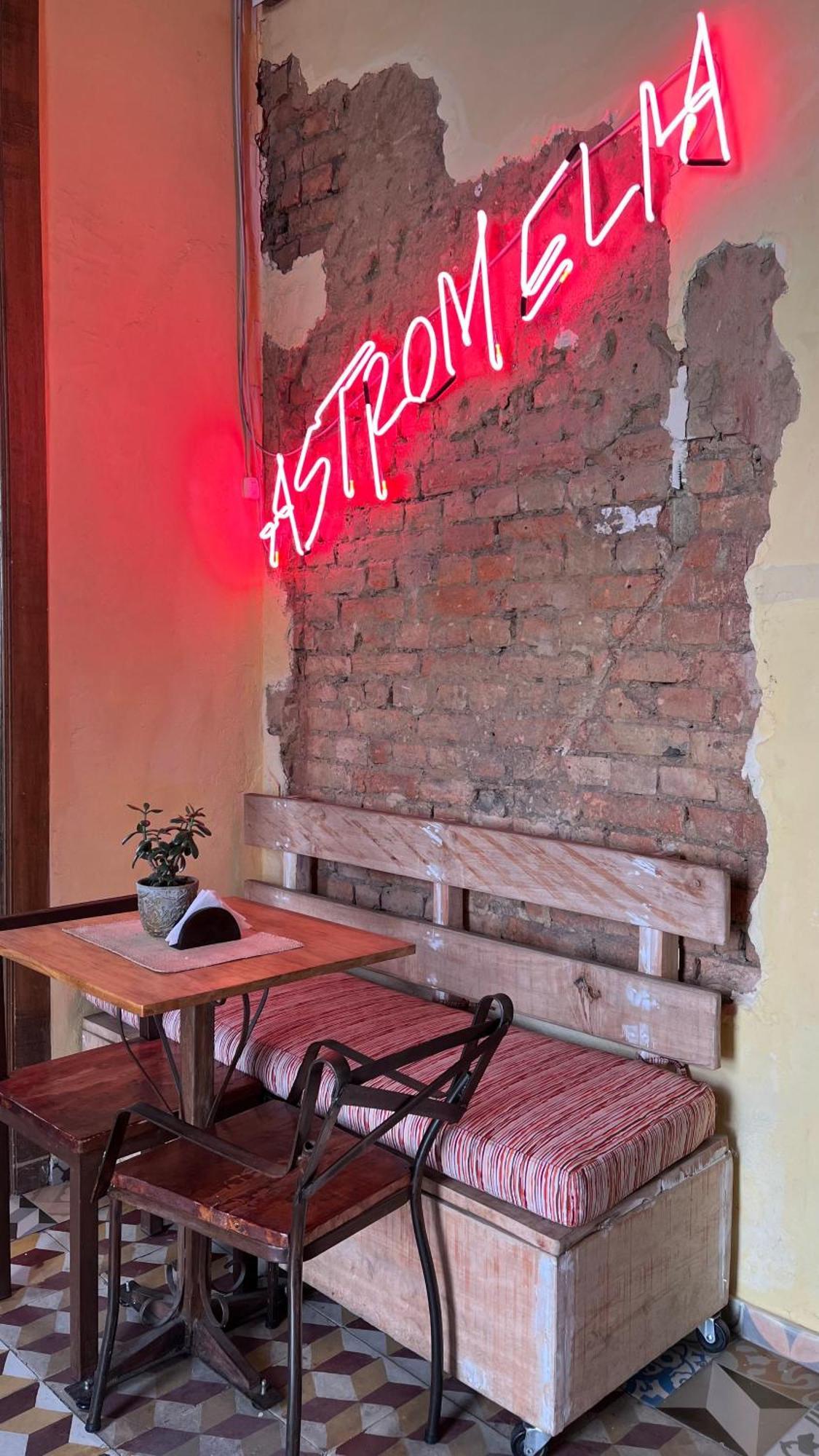 Hostal Casa Astromelia Богота Экстерьер фото